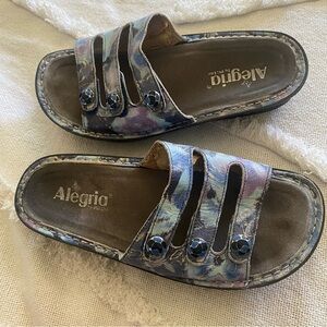 Alegria Fiona Printed Triple Strap Rocker Sandals EUR 39